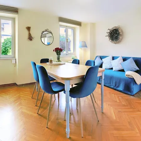 Old-town House Julia *